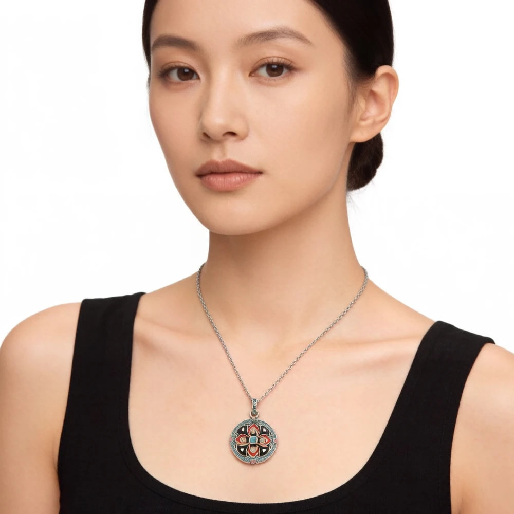 Damen-Charm-Anhänger asiatisches Ornament feminin aus Sterlingsilber