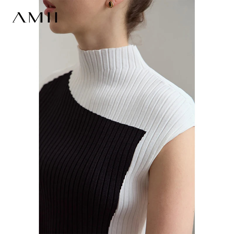 Ärmelloser Strickpullover, halber Rollkragen in Weiß, Rippenstrick-Detail