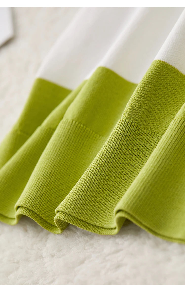 Damen Sommer-T-Shirt im Minimalismus-Stil mit gestreiftem Lächeln-Gesicht