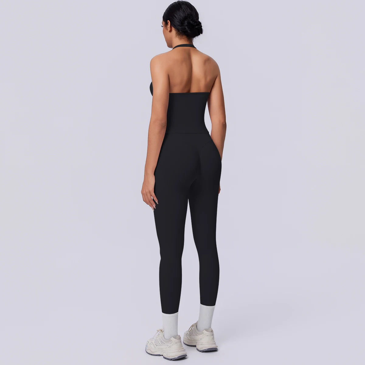 Nahtloses Yoga-Set für Damen, ärmelloses Top und Capri-Leggings in Schwarz