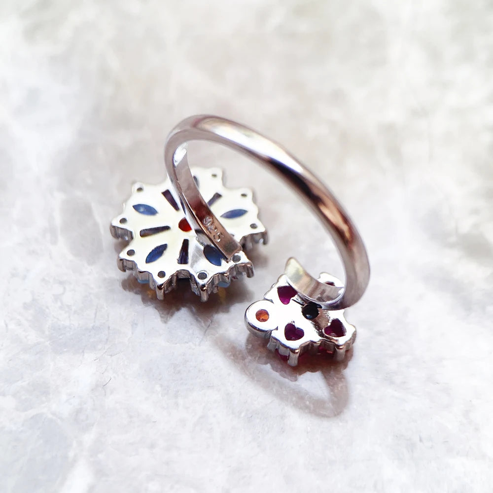 Verstellbarer Ring aus 925er Sterlingsilber mit bunten Blütensteinen