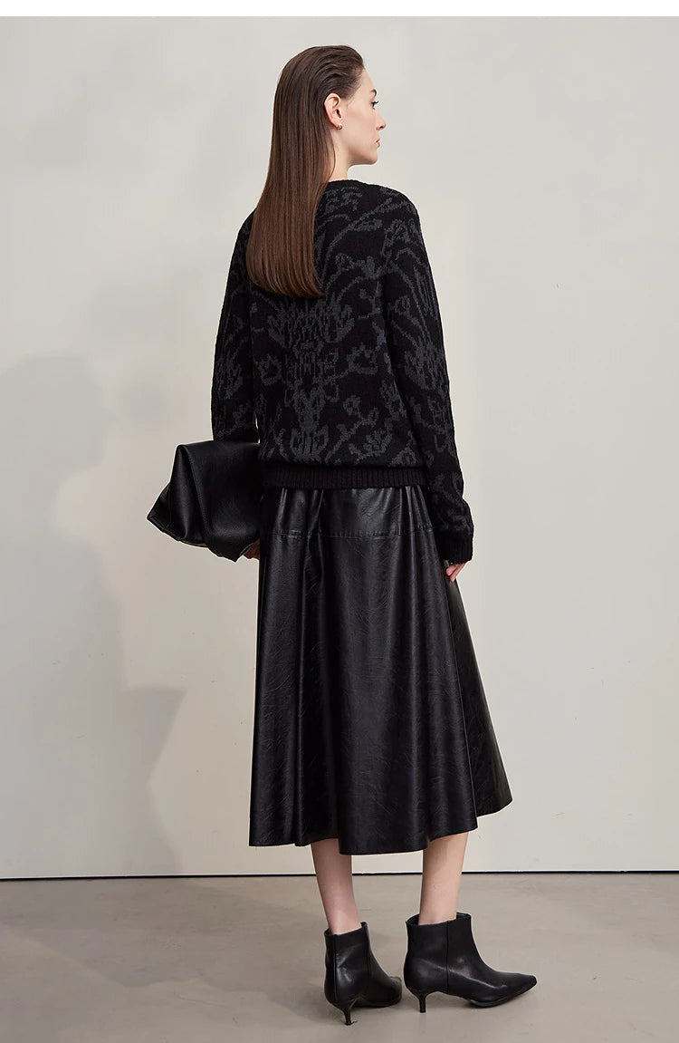 Schwarzer Damenpullover mit Langarm, Jacquard-Muster und geripptem Bündchen am Saum