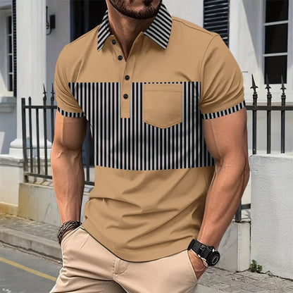 Leichtes Herren-Poloshirt aus Eisseide mit kurzem Ärmel und Reverskragen – ideal für den Sommer im Büro.