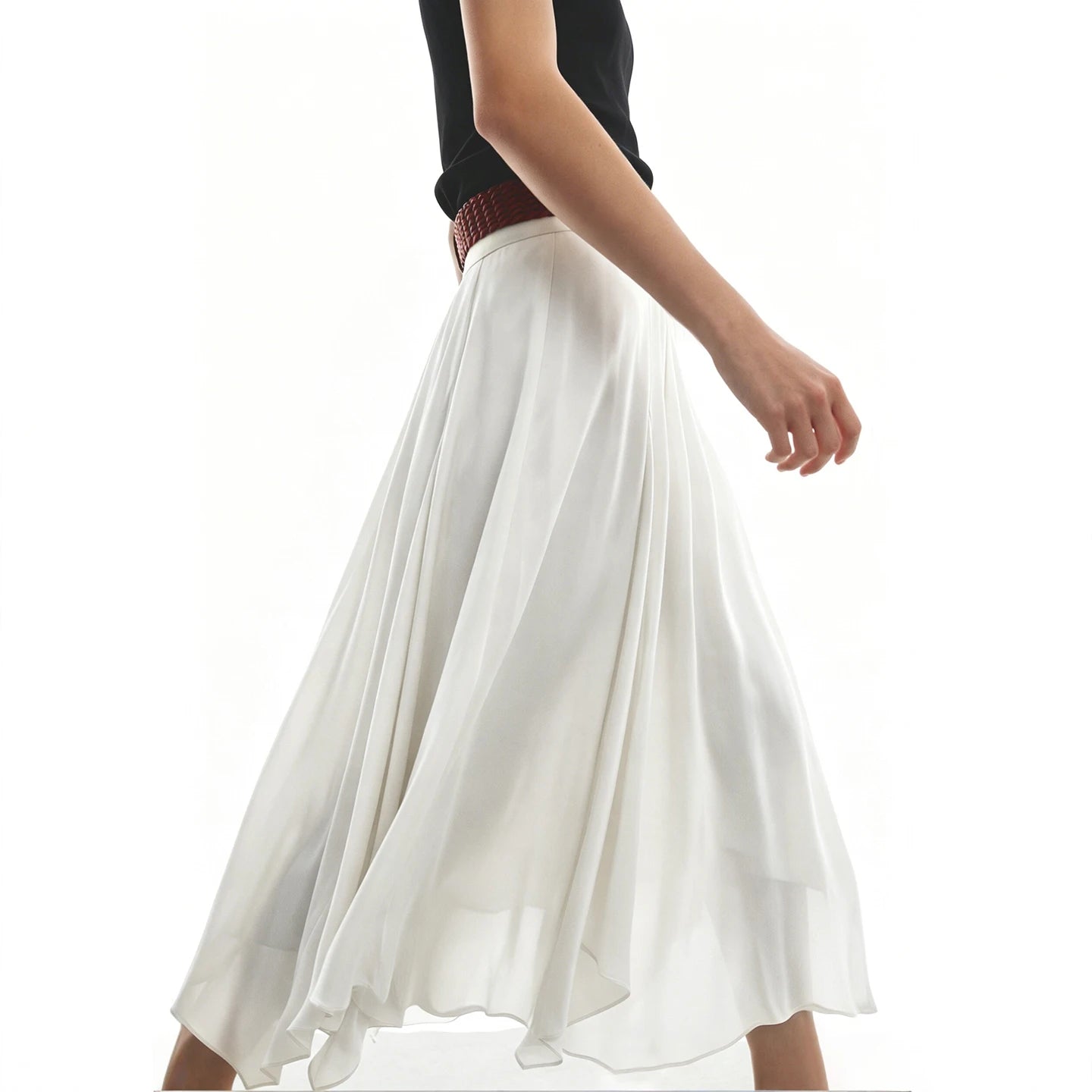Chiffonrock für Damen Offwhite mit feinen Falten, elastischer Taille und asymmetrischem Saum