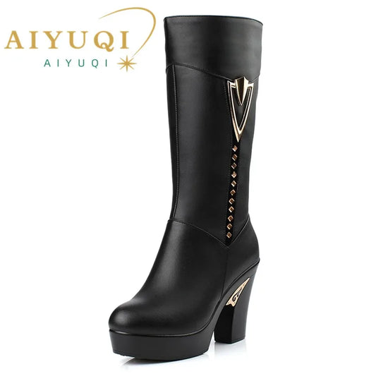 Schwarze Damenstiefel aus Leder, hoher Blockabsatz, Wadenhöhe mit Zierstreifen