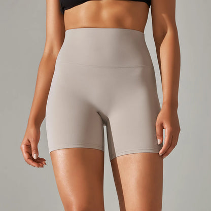 Nahtlose Sportshorts mit hohem Bund für Frauen, hellbeige