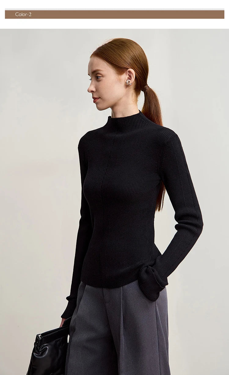 Damenpullover mit Stehkragen, langarm, schwarz, gerippter Feinstrick mit Knopfdetail