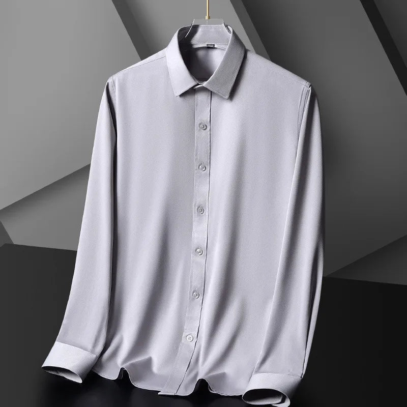 Kurzes Herren-Leinenhemd mit kurzen Ärmeln – ideal für den Sommer und lässige Anlässe.
