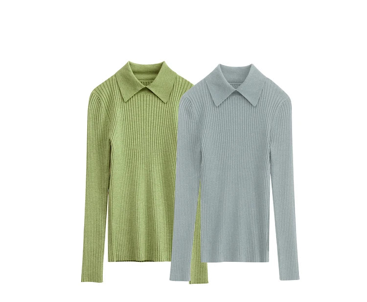 Rippstrick-Pullover mit Hemdkragen, schmaler Schnitt, grün und hellblau