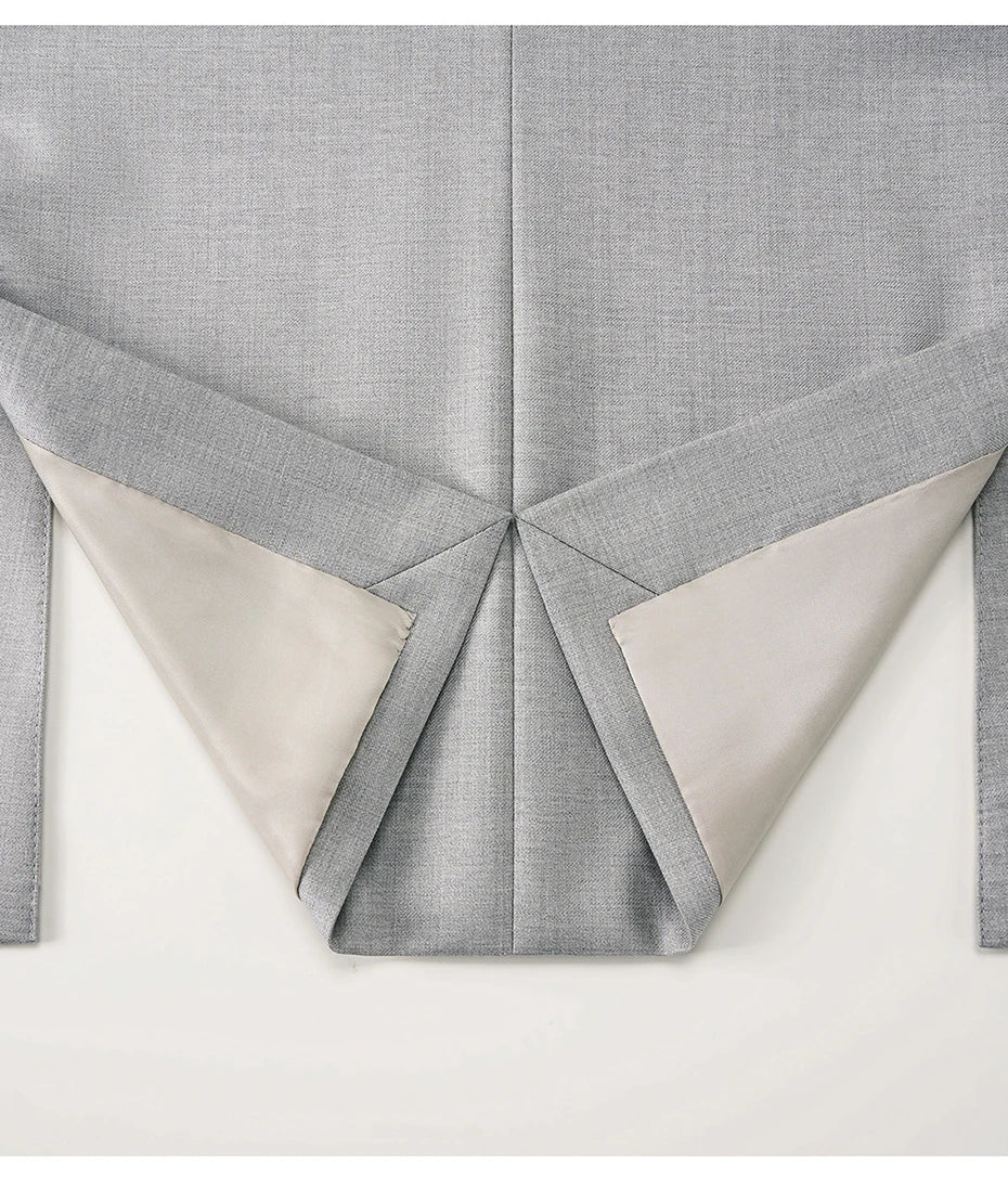 Eleganter Herrenanzug aus 60% Wolle in Hellgrau – Slim Fit Blazer und Hose für Hochzeiten und festliche Anlässe