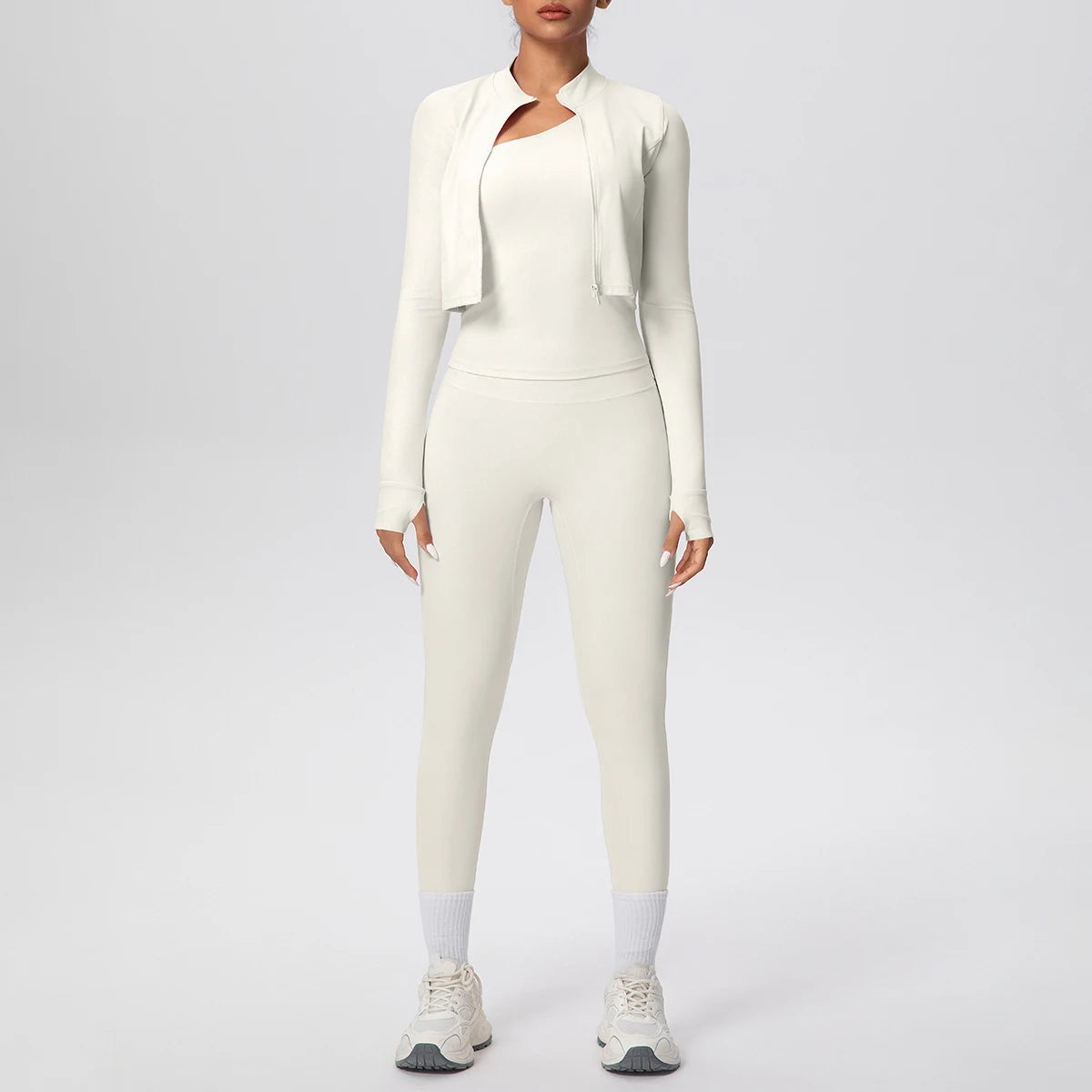Damen-Yoga-Set in weiß: Langarmoberteil mit offener Jacke und Leggings