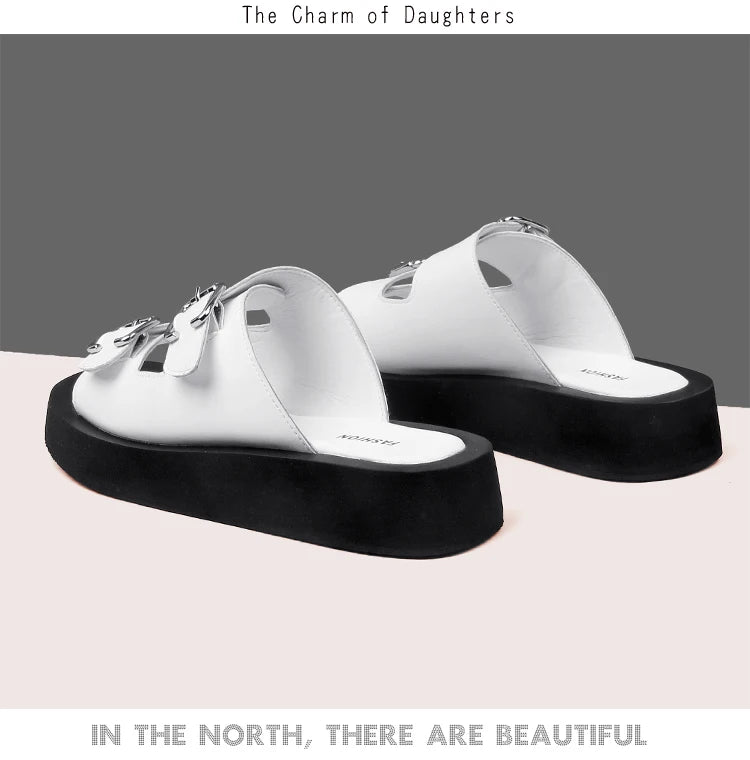 2025 frauen Hausschuhe Sommer Echtes Leder Rutschen Frauen Fashion Square taste Flache Sandalen Damen Outdoor Casual Flip-Flops