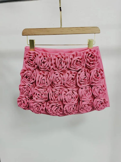 Ärmelloses Damenkleid mit quadratischem Ausschnitt und Applikationen – elegantes, rückenfreies Design mit hoher Taille