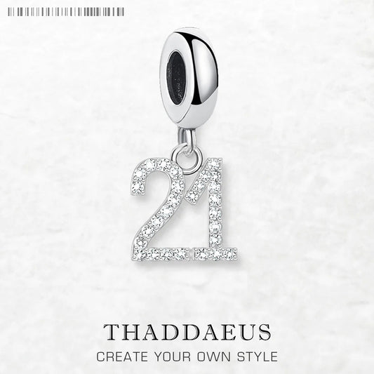 Charms-Anhänger mit der Zahl „21“ aus 925er Sterlingsilber, funkelnd besetzt