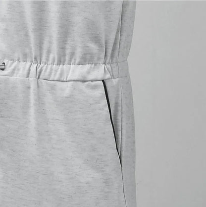 Weite Herren-Sommerhose mit Streifenmuster und Schlitz – lässig und vielseitig für den Alltag