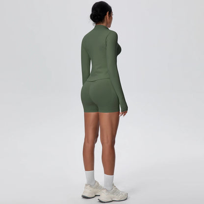 Damen Yoga-Set 3-teilig, olivgrün: Langarmoberteil und Shorts, hinten