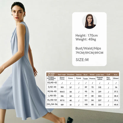 Elegantes Damenkleid Mit Wasserfallausschnitt Für Berufsfrau
