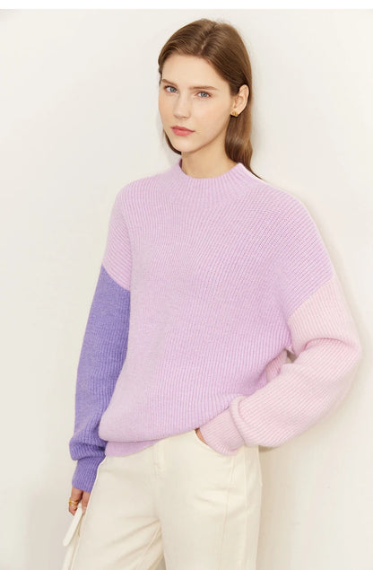 Lila Strickpullover mit Rundhalsausschnitt und langen Ärmeln, locker sitzend, gerippter Saum
