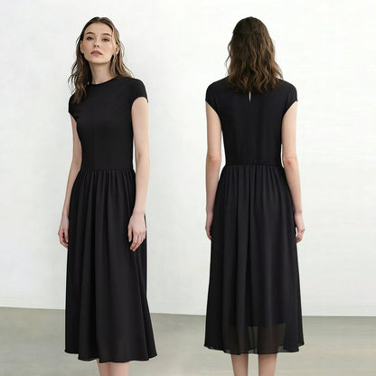 Elegantes Damenkleid Für Büro Mit Elastischem Schnitt Und Moderner Passform