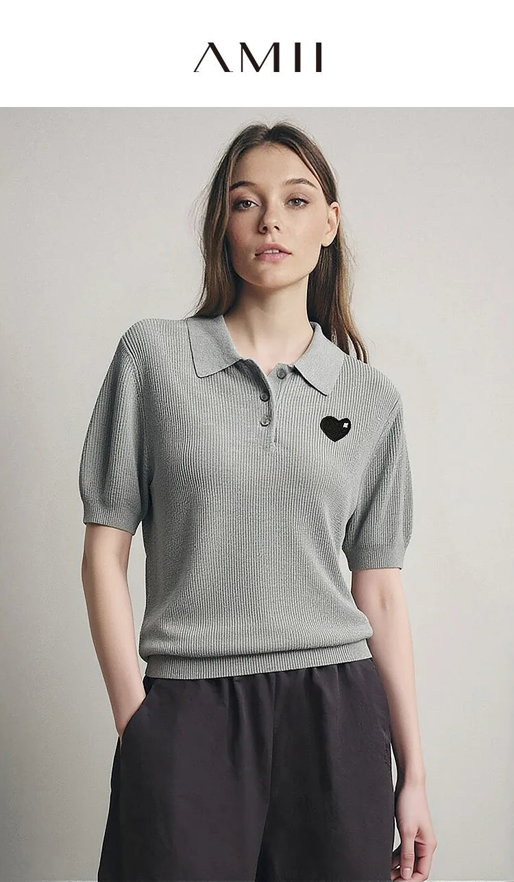 Damen-Strickpullover mit Polokragen, Knopfleiste und Herzapplikation, grau