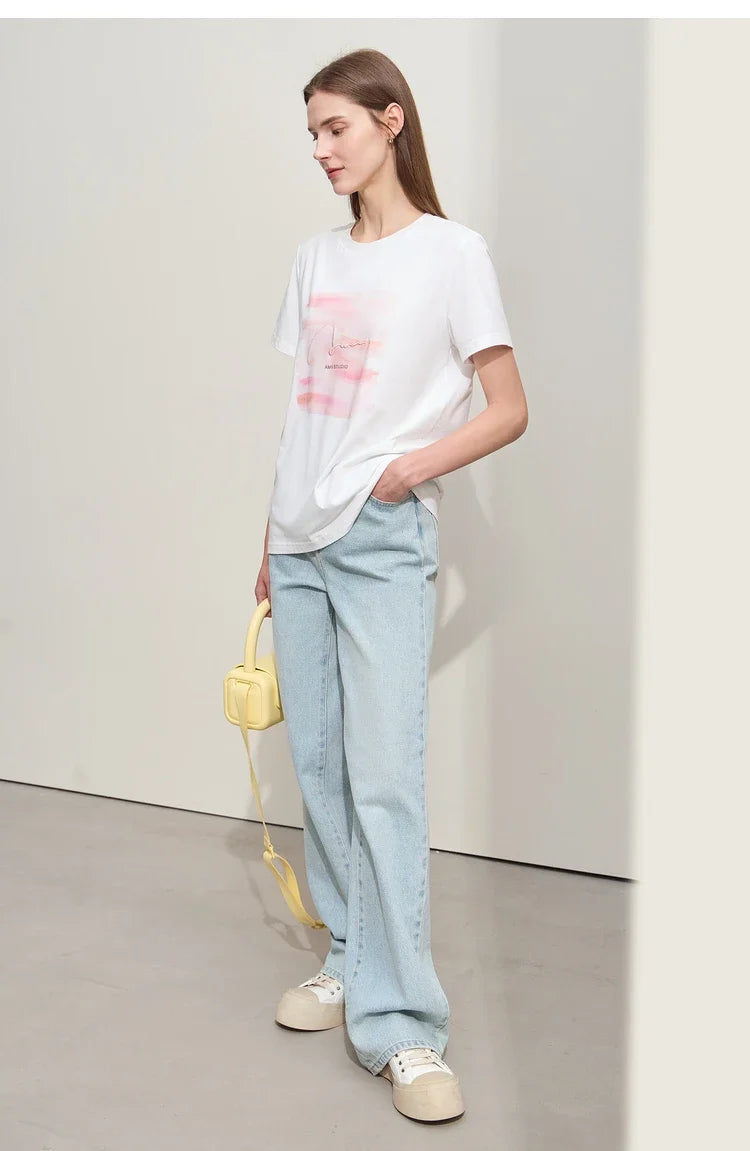 Damen T-Shirt im Minimalismus-Stil mit O-Ausschnitt und Stickerei