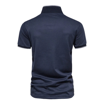 Herren Poloshirt mit V-Ausschnitt im einfarbigen, klassischen Stil