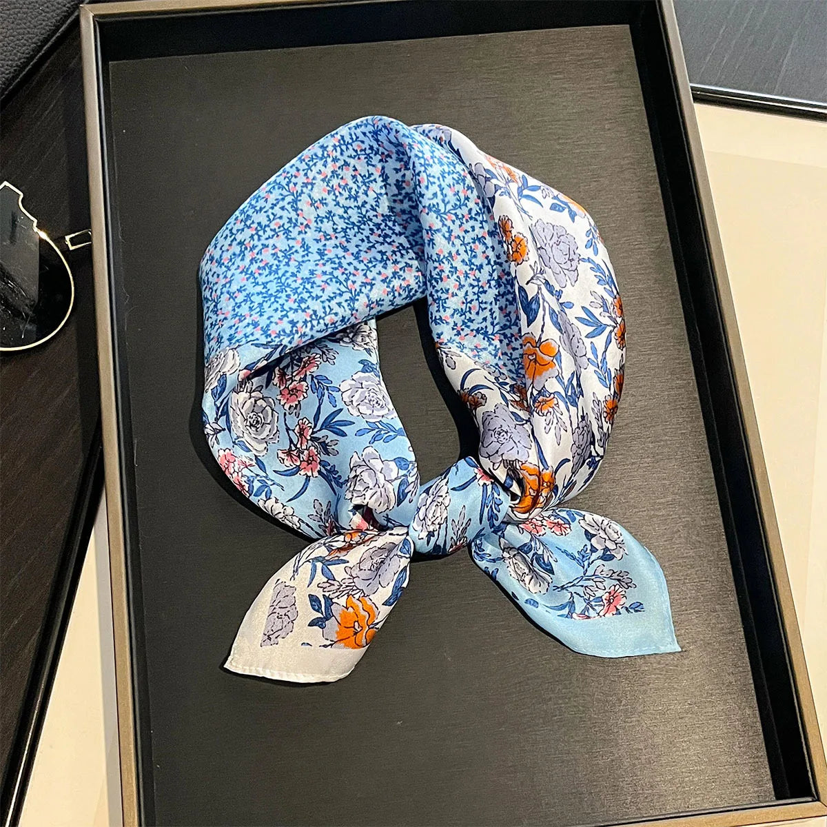 Damen Seidenschal 53cm Pferdprint Haarband Halstuch Büro Hijab Geschenk