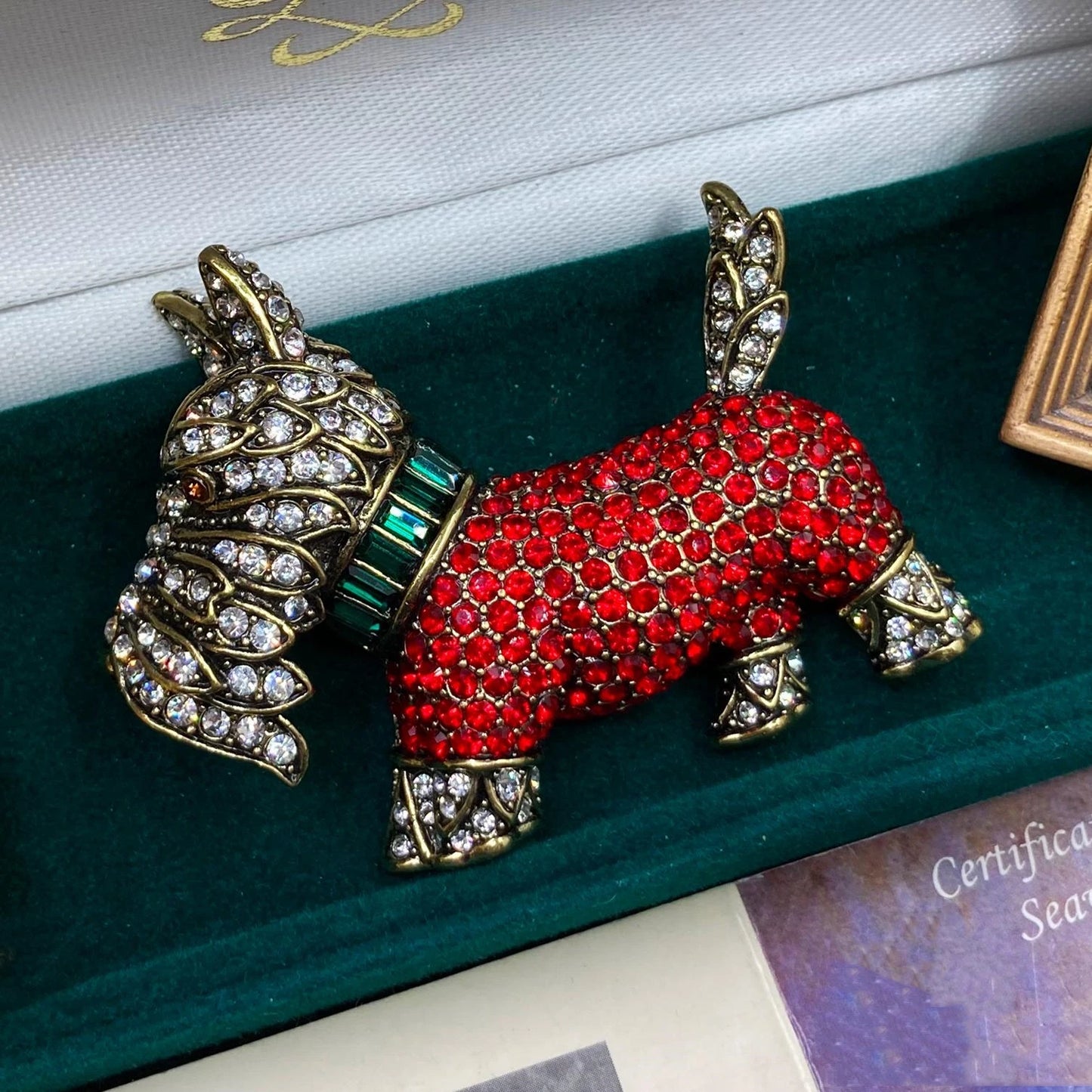 Brosche Kristall Strass Schwerindustrie Palast Klassisch Abzeichen Unisex
