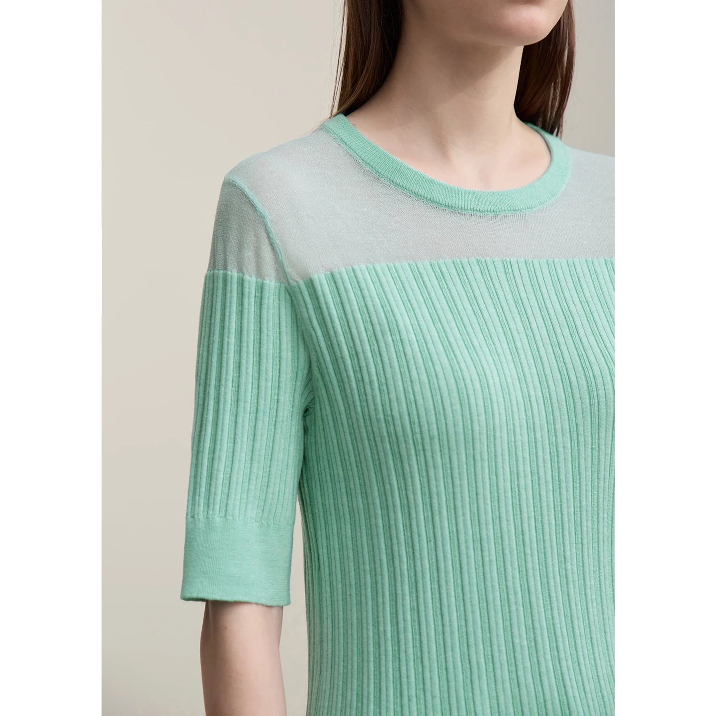 Damen-Stricktop, Nahaufnahme Rundhalsausschnitt und gerippte Struktur, mintgrün