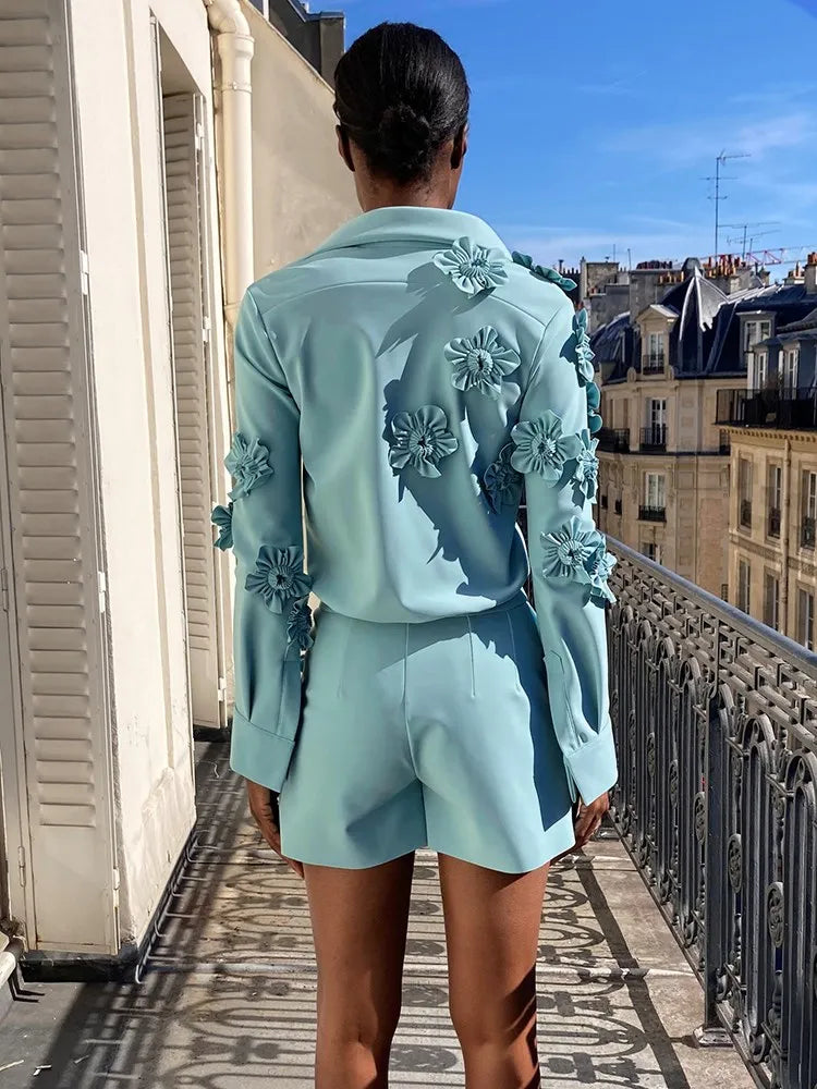 Minimalistischer Damen-Blazer mit Schalkragen, langen Ärmeln und Patchwork-Taschen – modisch und elegant