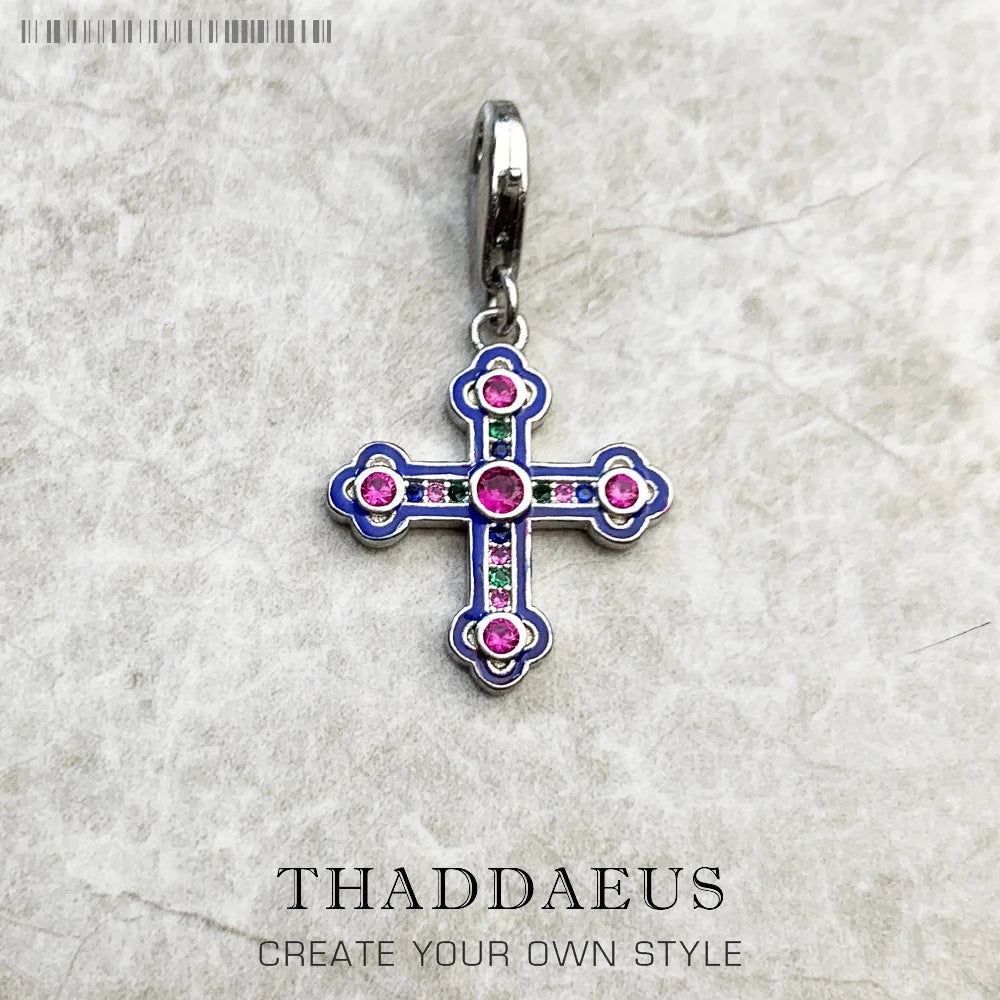 Kreuz-Anhänger aus 925 Sterling Silber mit violettem Zentrum und blauen Emaille-Umrandungen