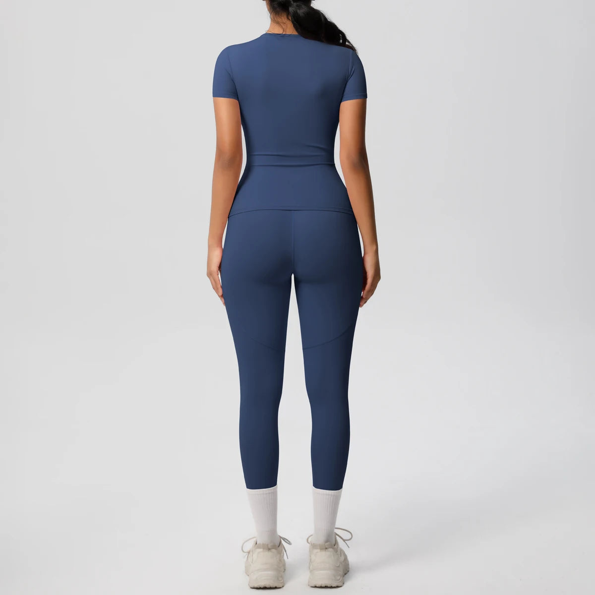 Yogaanzug (2-teilig) in Navyblau: T-Shirt und Leggings, Rückansicht
