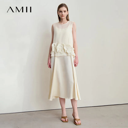 Elegantes Damen Kleid Aus Seide Mit Floral Muster Und Komfortabler Schnitt