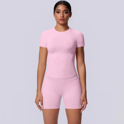 Damen-Yoga-Set mit kurzärmeligem T-Shirt und Shorts, hellrosa