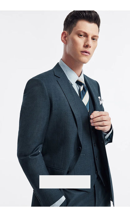 Grünes Herren-Anzugset mit zweireihigem Blazer, Weste und Hose aus Baumwolle – ideal für formelle Anlässe und Hochzeiten