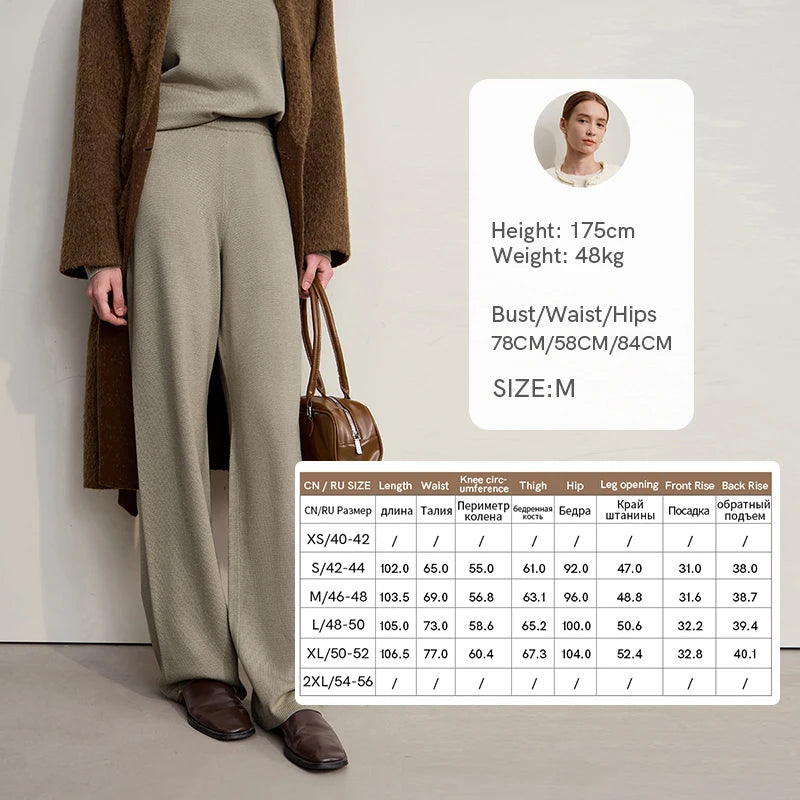 Damenhose mit weitem Bein, einfarbig, Seitenansicht, hellbeige