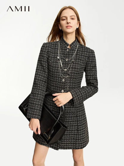 Damen Wollmantel im minimalistischen Stil mit Stehkragen für das Büro