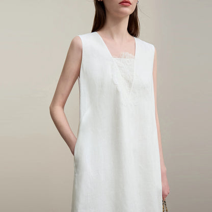 Elegantes Leinen Damenkleid Mit V-Ausschnitt Und Spitze