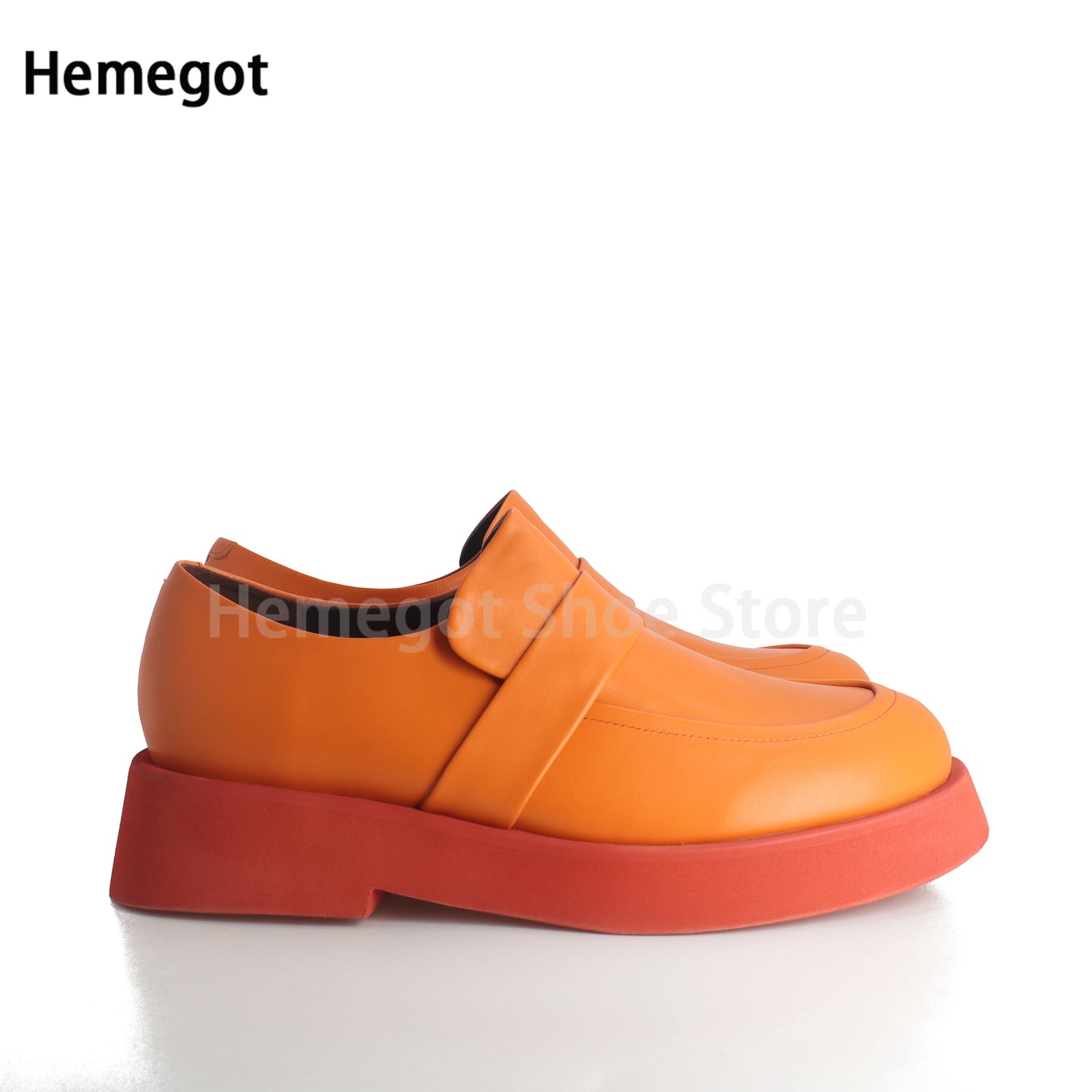 Herren-Lederloafer im Slip-On-Stil, dicke Sohle, orange mit roter Laufsohle