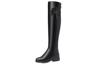 Overknee-Stiefel aus schwarzem Glattleder mit Strassdekor am Schaft und Blockabsatz