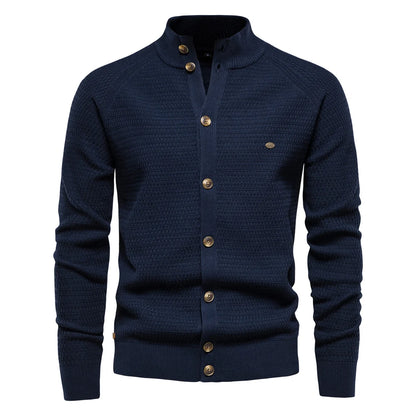 Herren Strickjacke aus Baumwolle im hochwertigen Design für die Wintermode
