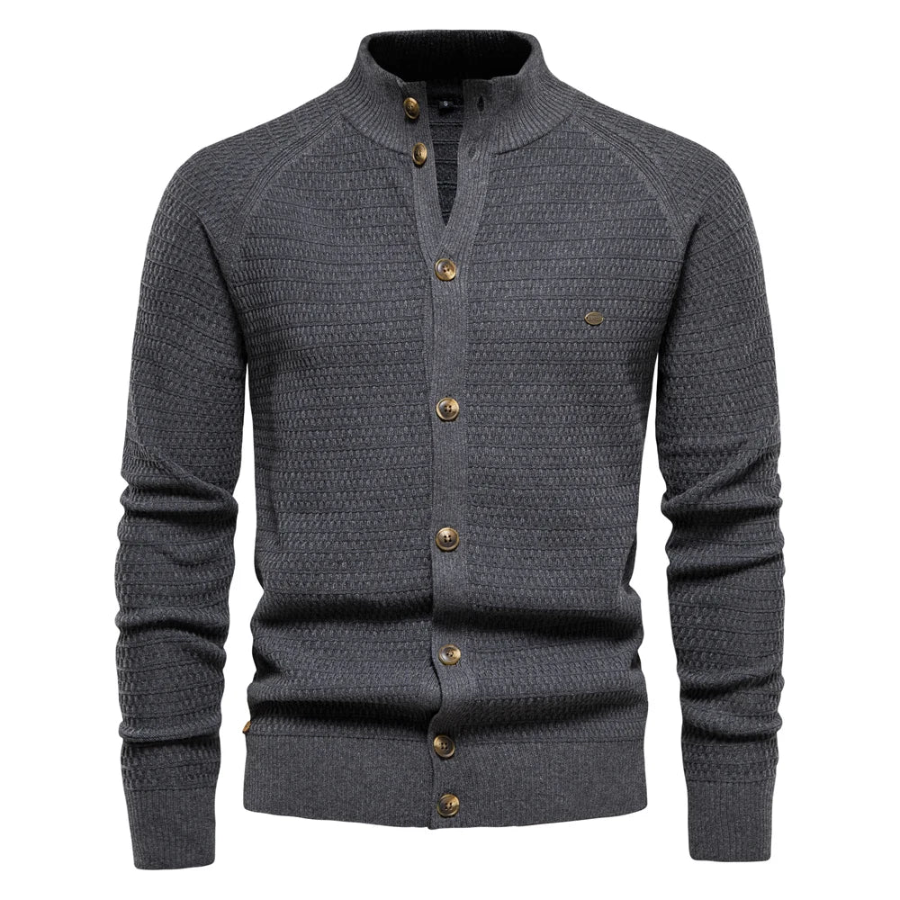 Herren Strickjacke aus Baumwolle im hochwertigen Design für die Wintermode