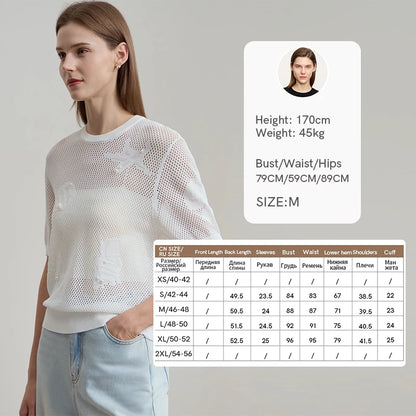 Damen Top im minimalistischen Ozean-Stil mit Perlenbesatz und durchbohrten Löchern