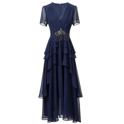 Ärmelloses Damen-Kleid mit V-Ausschnitt und transparentem Patchwork-Design – elegant und figurbetont
