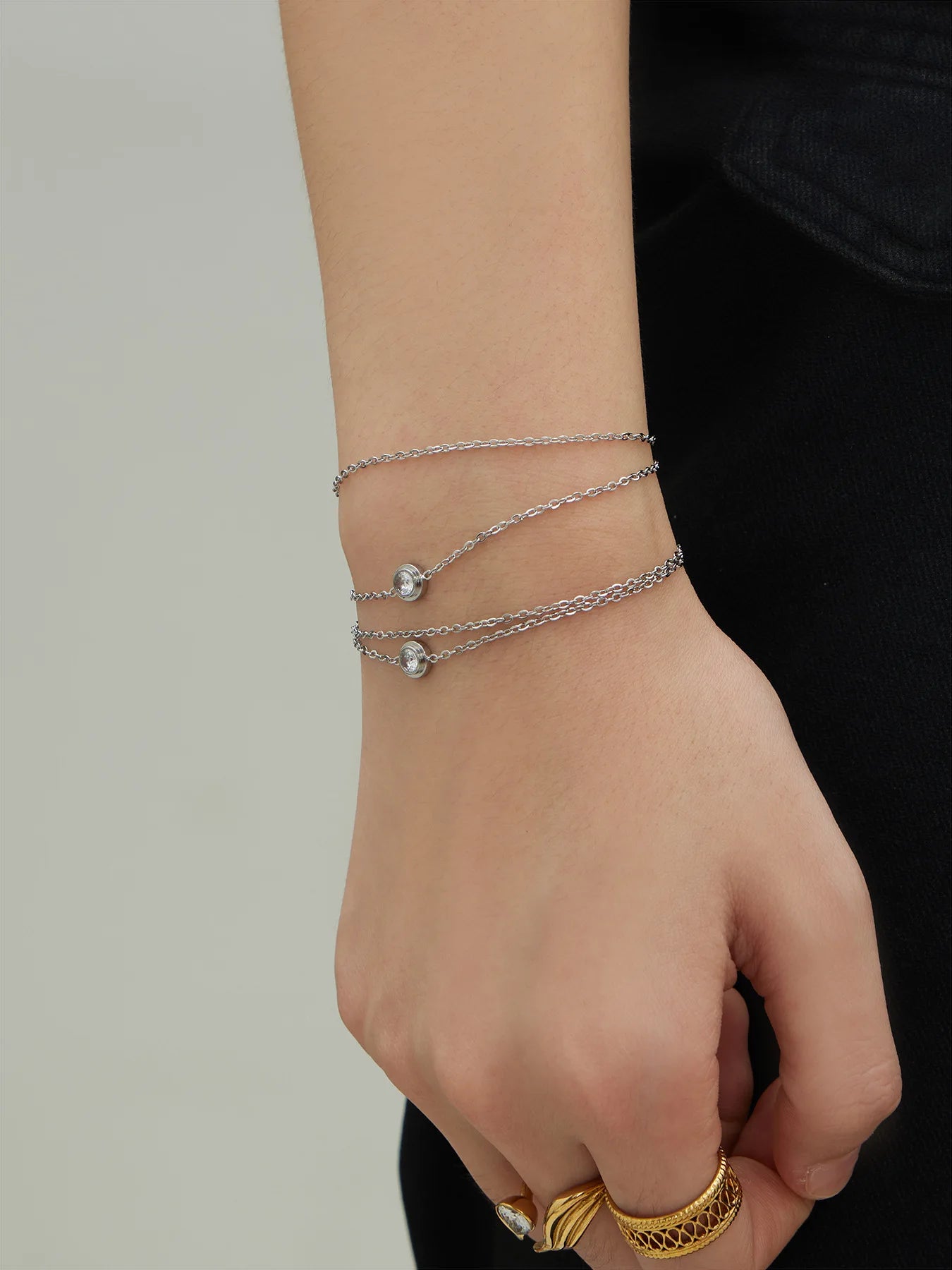Damen-Armband Doppelkette mit Zirkonia-Solitär