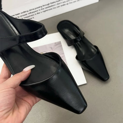 AIYUQI Frauen Maultiere 2025, Frühjahr Neue Closed Toe Frauen Maultiere Spitz Halbe hausschuhe Für Frauen Niedrigen absätzen Mode weibliche Hausschuhe