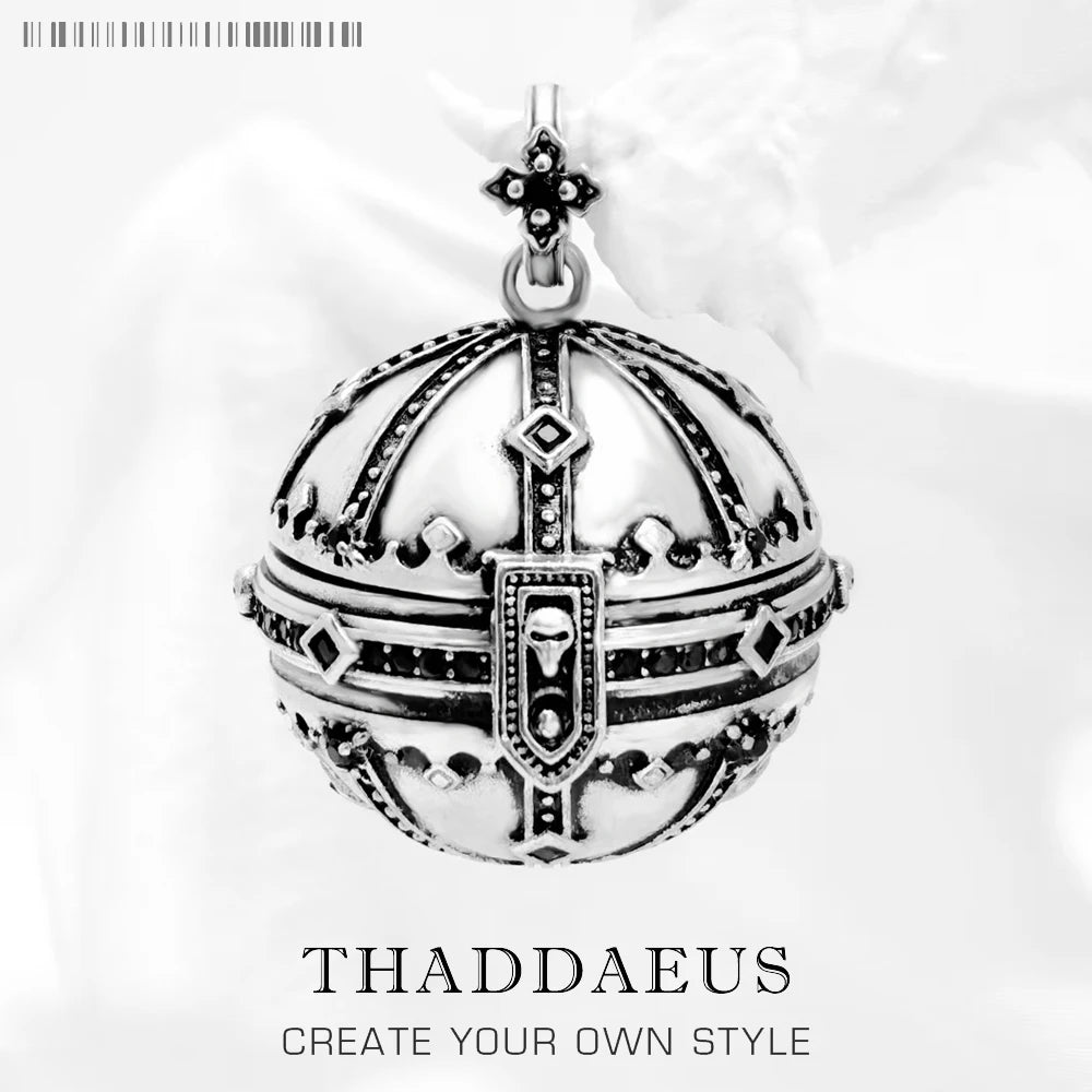 Anhänger Kugel (Orb) aus Sterlingsilber mit Kreuz- und Rankenornamenten, Vintage-Look
