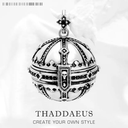 Anhänger Kugel (Orb) aus Sterlingsilber mit Kreuz- und Rankenornamenten, Vintage-Look