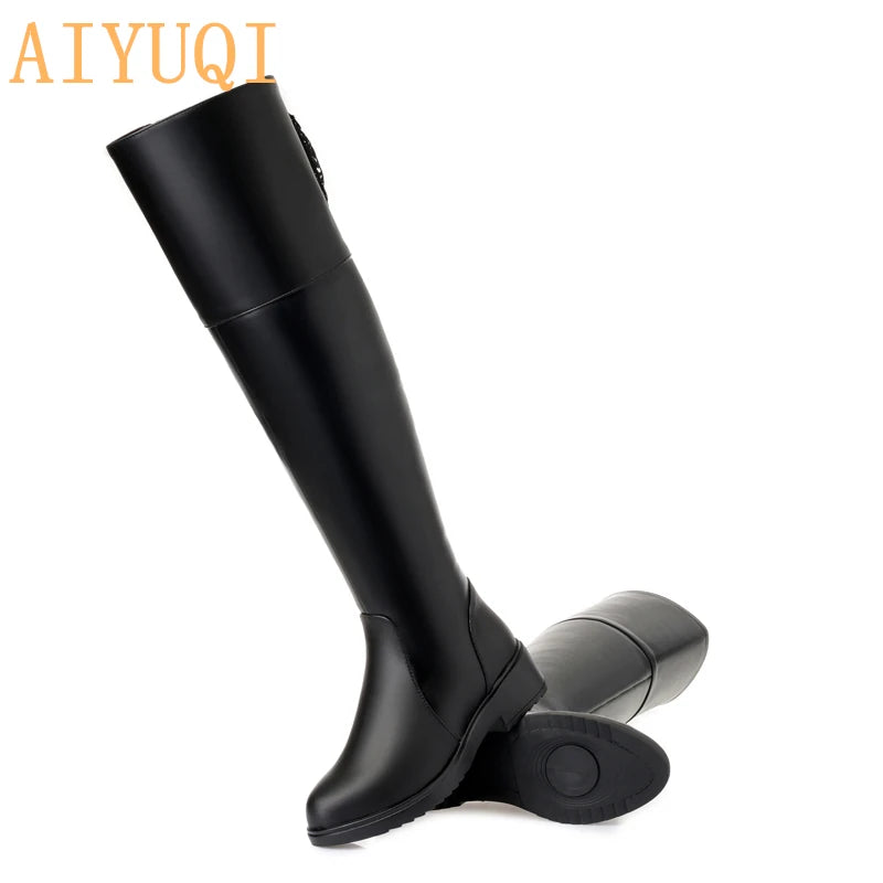 Frauen Stiefel aus echtem Leder im modischen Oberschenkelhohen Design