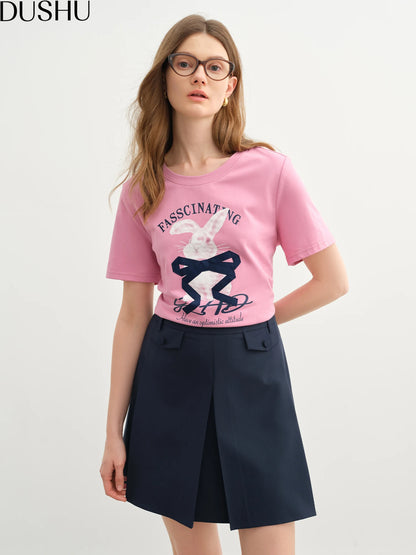Schwarzes Damen-Frühlingsshirt mit Spitzenbesatz und V-Ausschnitt – Figurbetontes Strickdesign für Büro und Freizeit, wahlweise mit kurzen oder langen Ärmeln.